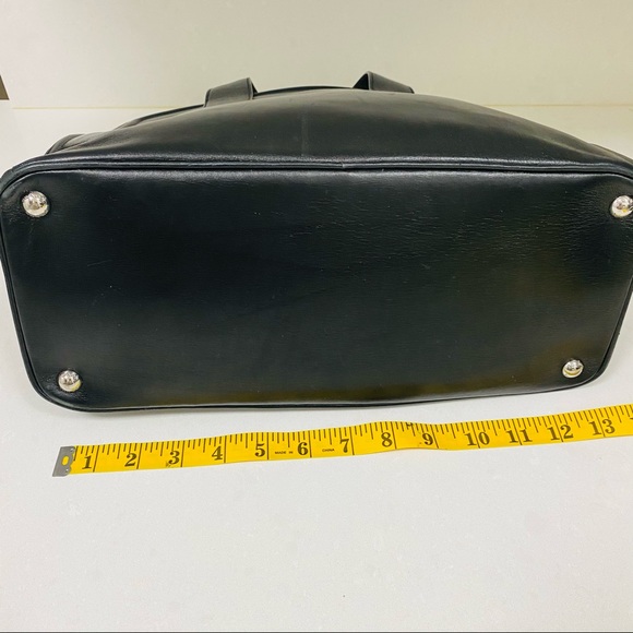 Prada Leather Large Tote. Black Leather inside zip pocket. Like new. - Picture 9 of 12